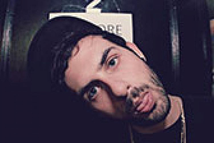 "אני לא השתניתי, המיינסטרים השתנה". בורגור