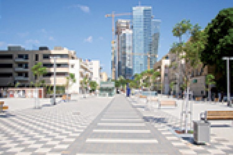 כיכר רוטשילד החדשה. צילום: יולי גורודינסקי