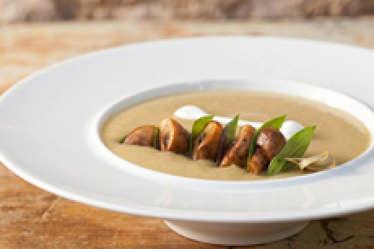 מרק ארטישוק ירושלמי, סרדיניה. צילום בועז לביא