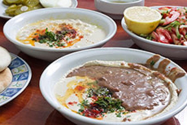החומוסיה של דני. צילום: אנטולי מיכאלו