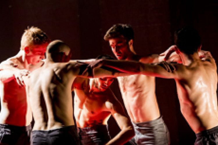 Bamidbar_Dvarim_photo_by_Kfir_Bolotin_Kamea_Winter_Dance_Company_T