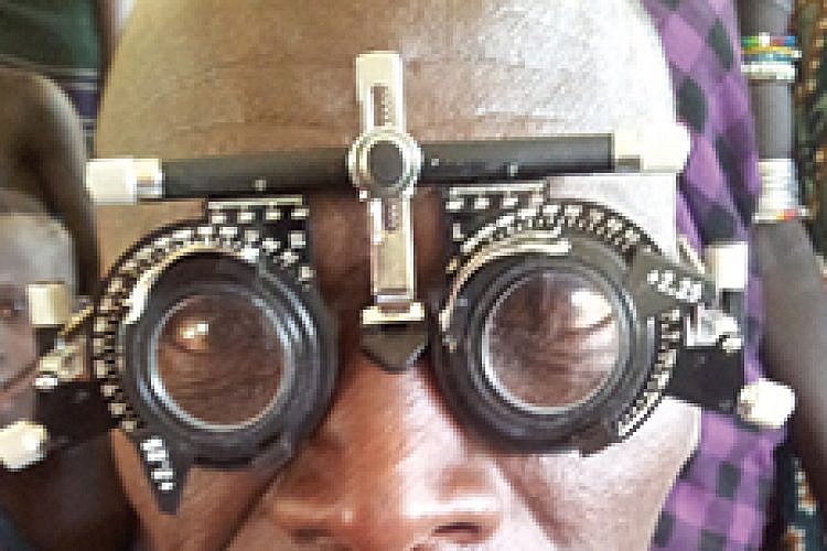 claude-samuel-seeing-the-glass-half-full-documentary-3_t