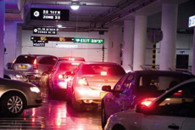 חניון תת קרקעי. צילום: זיו שדה