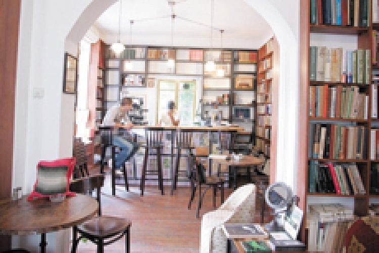 Hanasich-Hakatan-JG7S8762-drinkers-delight_t