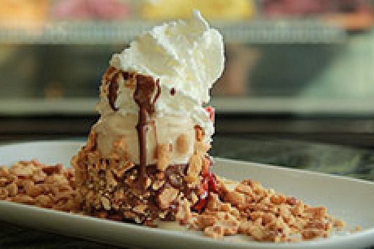 קרואסון גלידה בג'לידו. (צילום: זיו ממון)