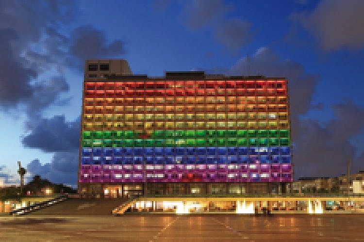shutterstock_gay-rainbow-lgbtq-israel-tel-aviv-t