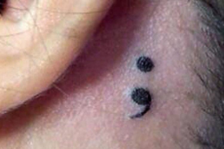 פרויקט הSemicolon Tattoo