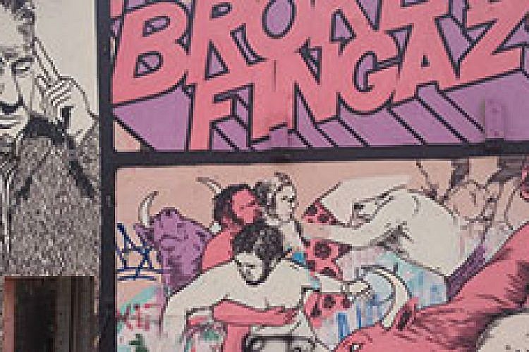 Broken-Fingaz-Crew_street-art5-T