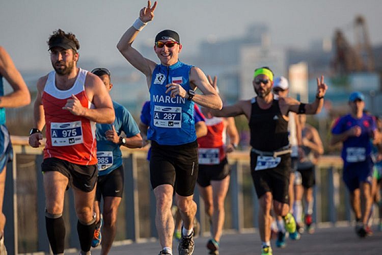 מרתון סמסונג תל-אביב (צילום: רונן טופלברג)