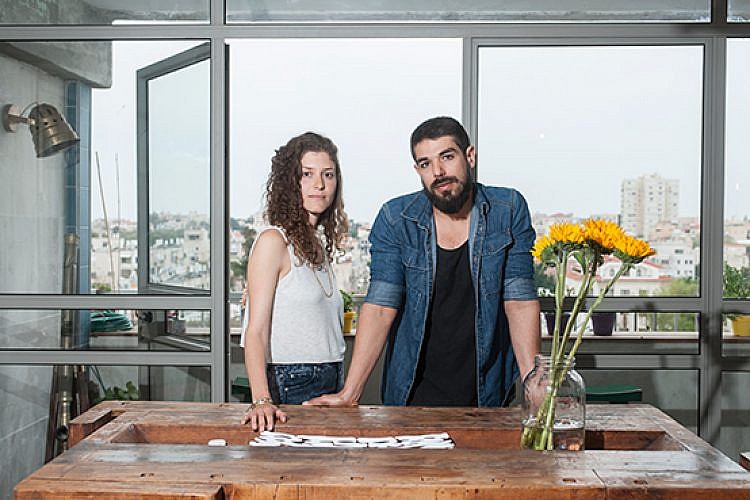 הדירה של ליאור בן־צור ואור שפירא ביפו. צילום: איליה מלניקוב