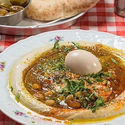 חומוס כספי. צילום: אנטולי מיכאלו