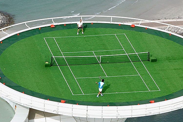 מגרש טניס בדובאי  צילום: GettyImages