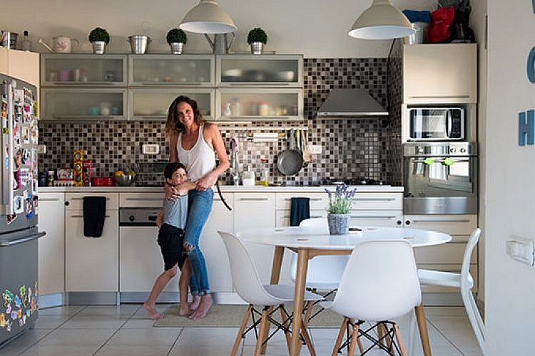 הדירה של תמר זקן מרום. צילום: נמרוד סונדרס