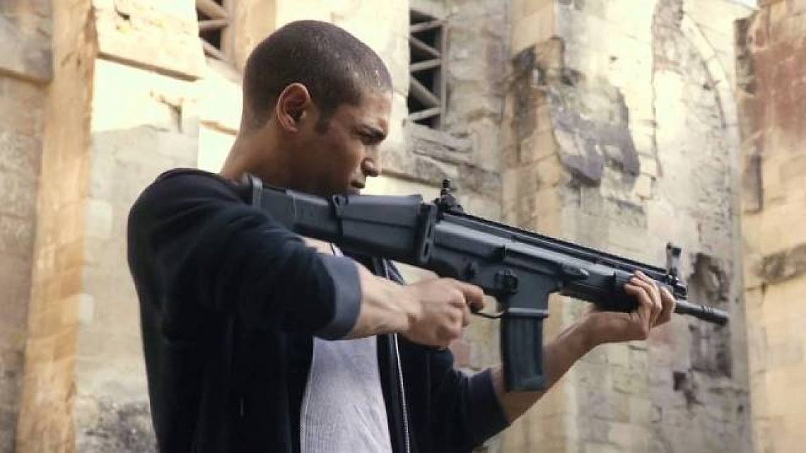 ג'יהאדיסט במסווה. מתוך "תוצרת צרפת"