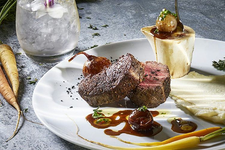 כשר ובועט. פילה בקר של ווסט סייד. צילום:  אנטולי מיכאלו