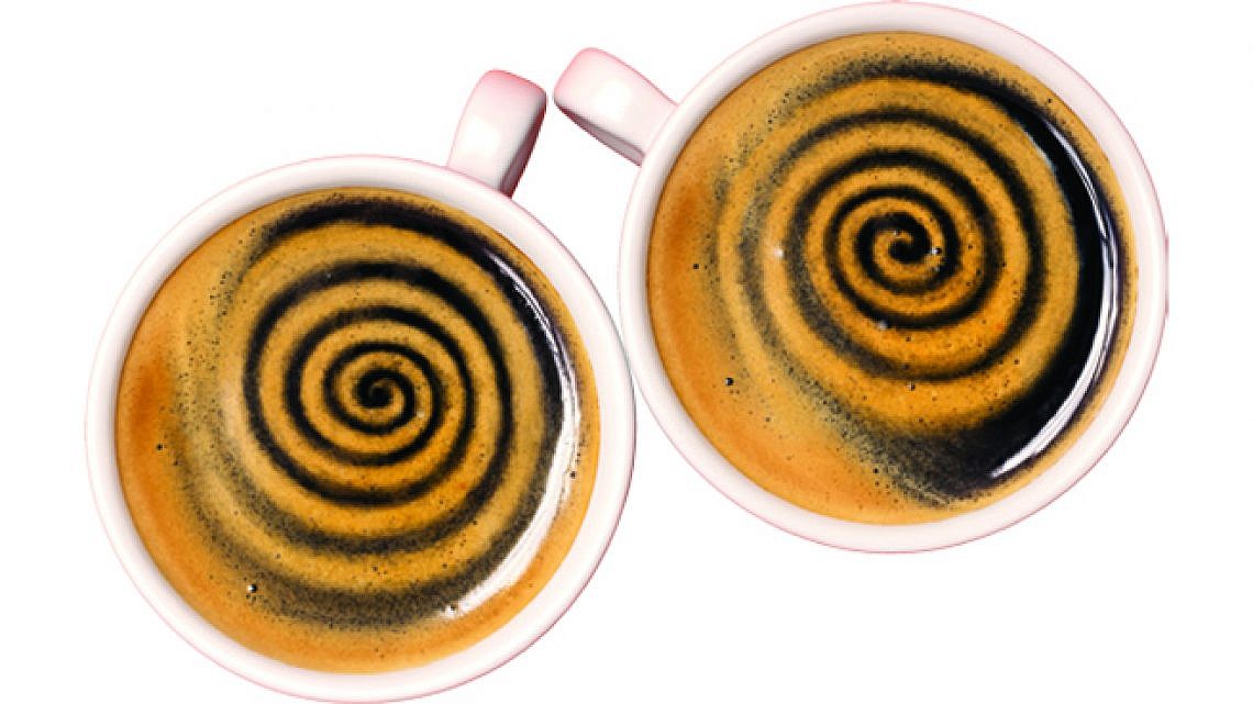 הסתכלו לתוך הכוס. צילום: ג'סטין מטס