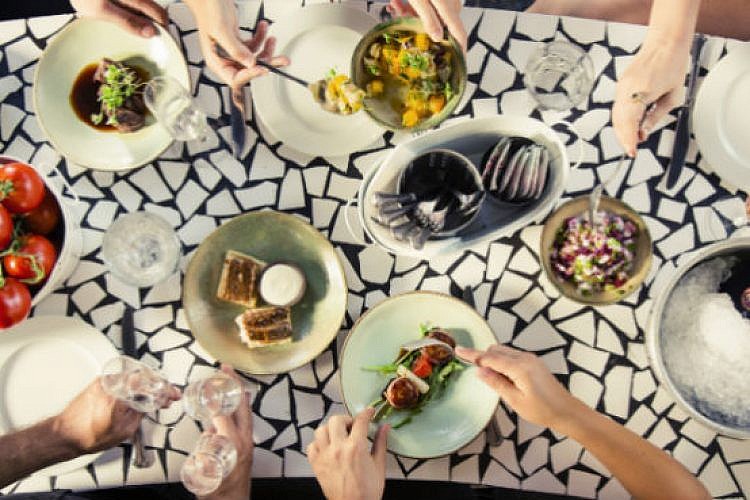 בואו לתת: ויקי כריסטינה. צילום: יח"צ