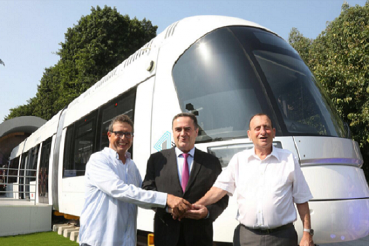 חולדאי, כץ ובראון (צילום: ששון תירם)