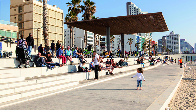 געגועים לטיילת של פעם (צילום: כפיר בולוטין) געגועים לטיילת של פעם (צילום: כפיר בולוטין)