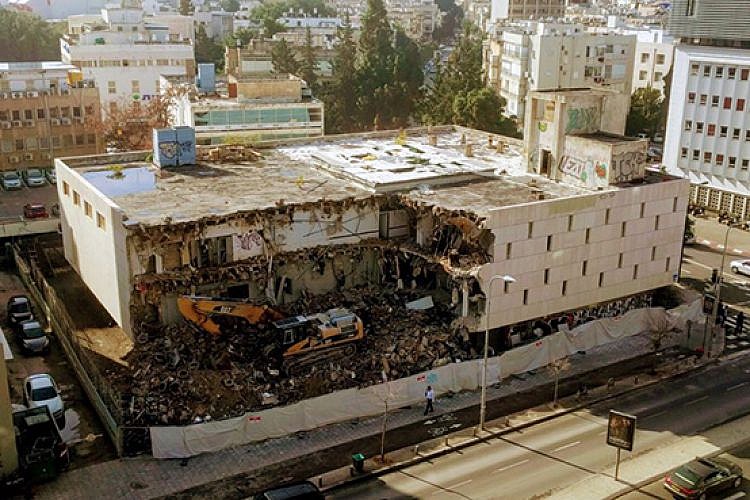 הריסת בניין בני ברית (באדיבות עיריית תל אביב-יפו)