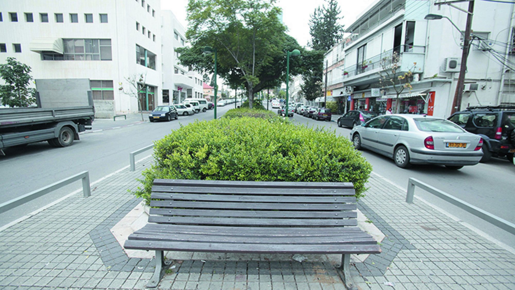שדרות יהודית, שכונת מונטיפיורי