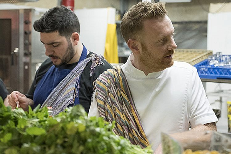 שף יובל בן נריה. צילום: אנטולי מיכאלו