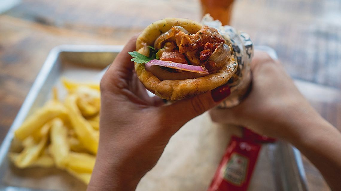 אוזריה נקסט דור, תביאו ביס דחוף. צילום: אילן ספירא