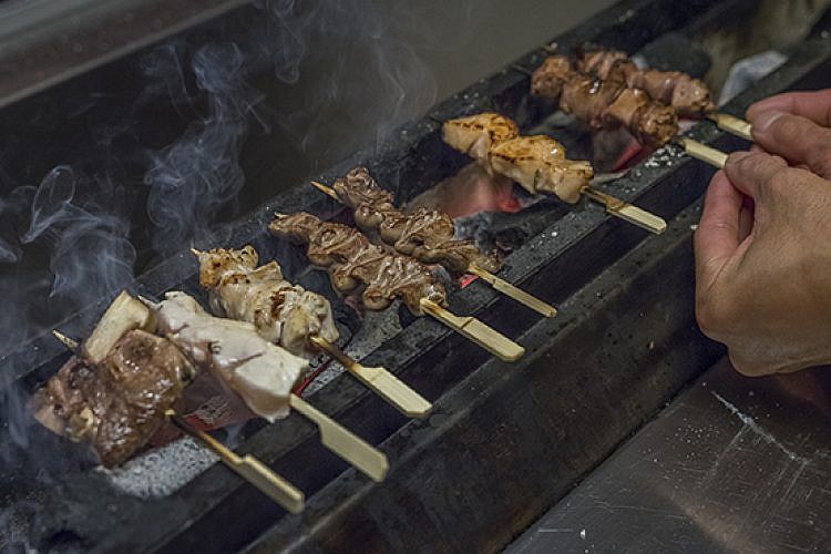 יאקיטורי, שיראטויה. צילום: אנטולי מיכאלו