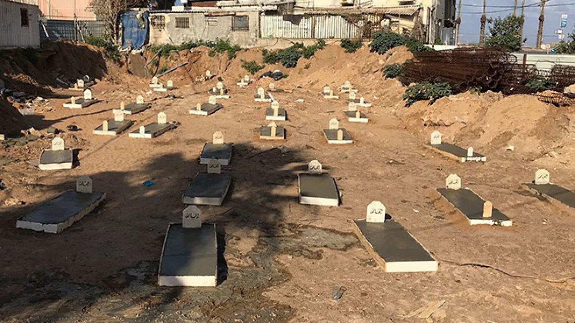 בית קברות אלאיסעאף ביפו (צילום: יאפא 48)