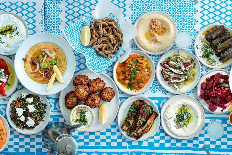 גרקו. בקרוב אוכל נורמלי בטיילת? (צילום: אנטולי מיכאלו)