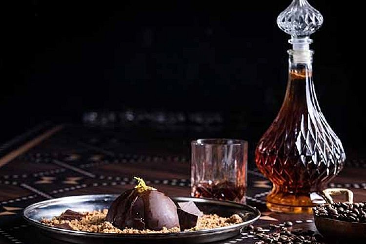 לילה שחור בלילה. צילום: אנטולי מיכאלו