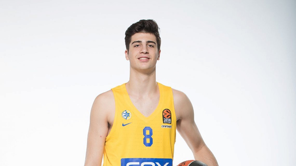 הישראלי הבא ב־NBA רק תנו לו שנה-שנתיים (צילום: מכבי תל אביב האתר הרשמי)