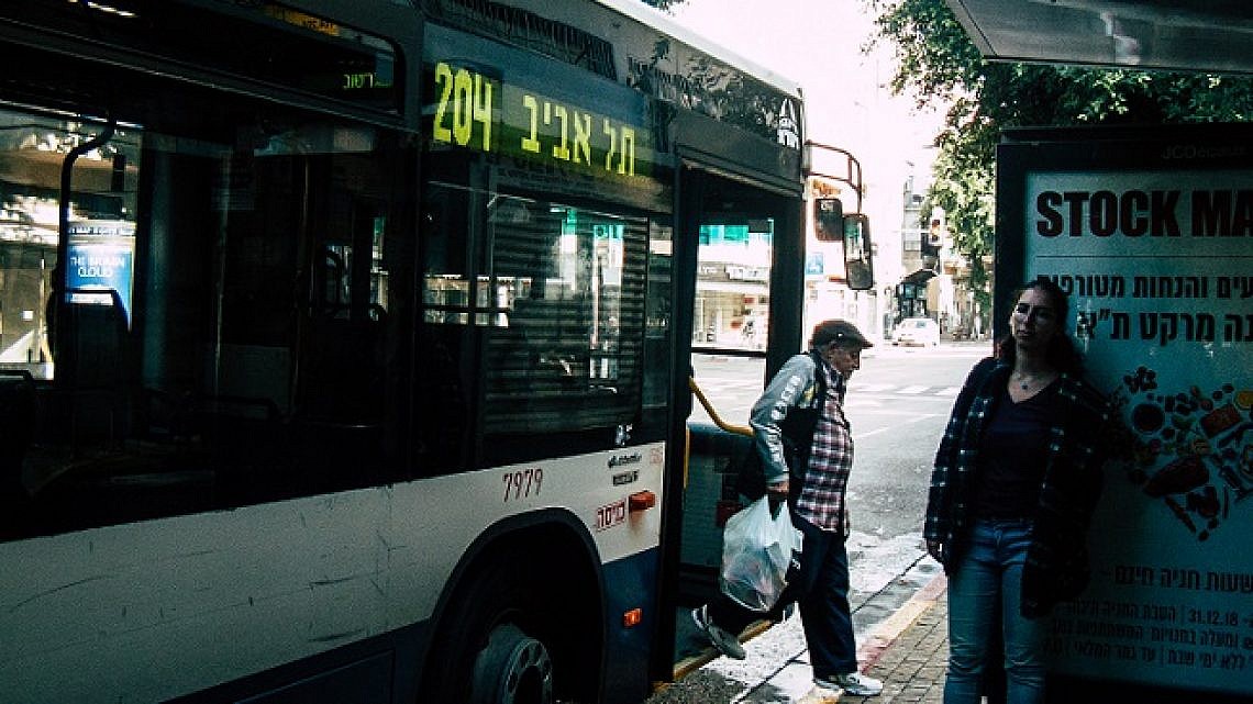 אוטובוס, קו 204 (צילום: Shutterstock)
