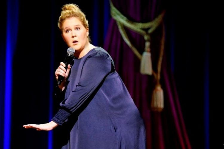 איימי שומר בספיישל נטפליקס שלה, "לגדול"