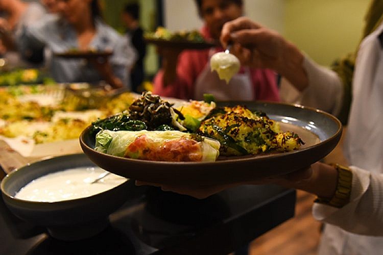 האריה והתרנגול (צילום: יואל זוהר)