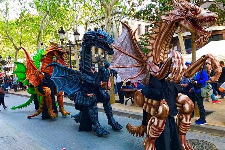 העדלאידע בחולון (צילום: The Dragons of Barcelona)