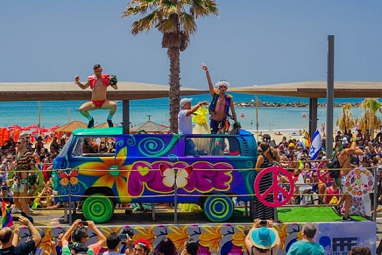 מצעד הגאווה בתל אביב (צילום: Shutterstock)