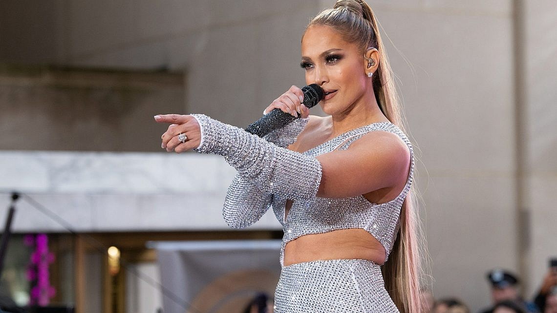 ג'ניפר לופז בהופעה (צילום: Noam Galai / Stringer, Getty Images)