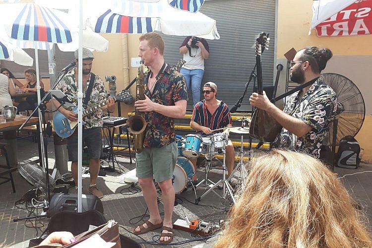 בזאר של פרויקט לועבה חילווה (צילום: מיכל ורשאי־ארלוק)