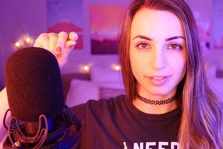 גיבי ASMR. (צילום: יוטיוב)