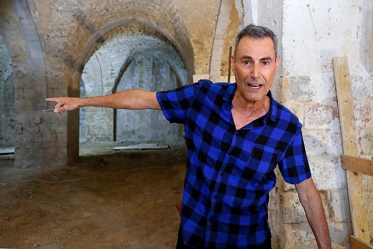 אורי גלר במוזיאון שלו (צילום: Getty Images)