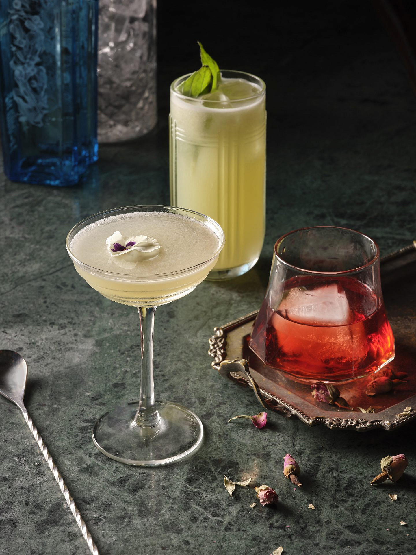 בזיל סמאש, קליל, מרענן, חמוץ־מתוק, עם ניחוח עדין של בזיליקום. צילום: אנטולי מיכאלו