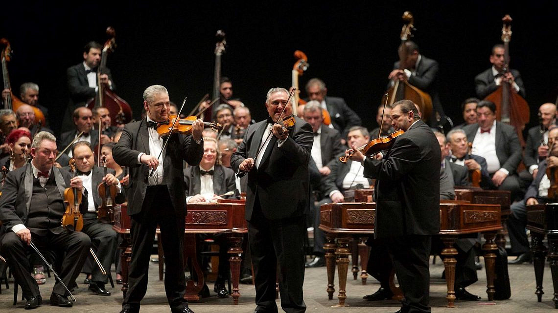 התזמורת הסימפונית הצוענית של בודפשט (צילום: BGSO)