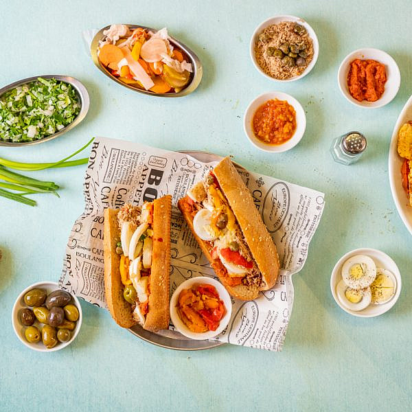 נתניה ועוד 15. הסנדוויץ' הטוניסאי של פוסט 