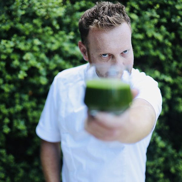 יובל בן נריה: כיוון לירוק? (צילום: סטודיו DMMWA)