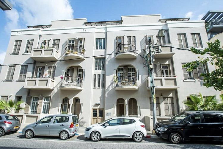 הבניין לשימור ביבנה 7, תל אביב. צילום: יורם קראוס