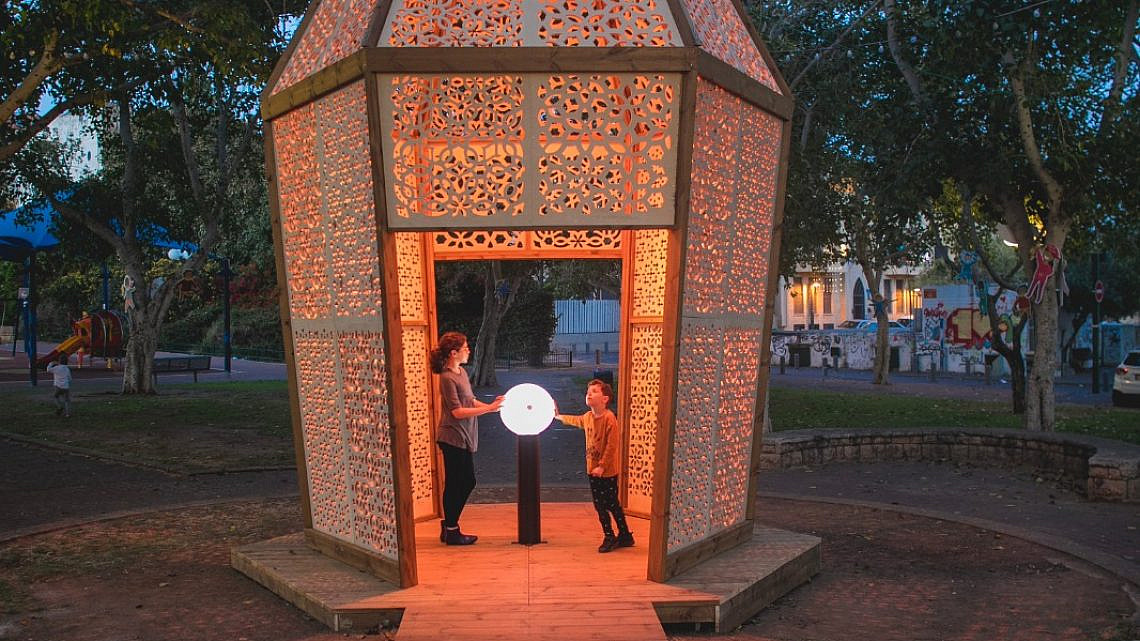 פאנוס רמדאן ברחוב יפת (צילום: אילן ספירא)