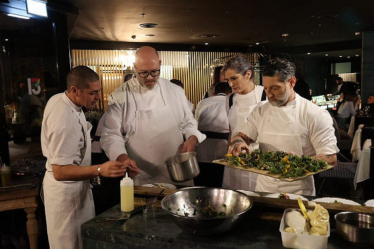 אסף גרניט, רותי רוסו, מושיק רוט ויוסי שטרית בהשקת "המסעדה הבאה" (צילום: רפי דלויה)