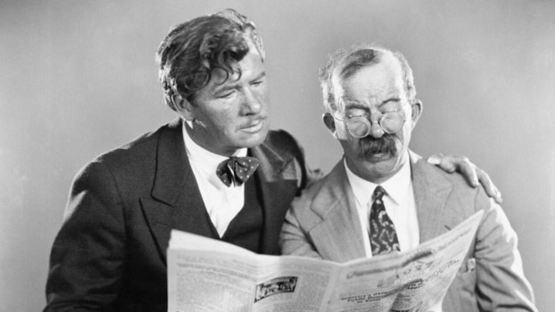 ולחשוב שכך באמת אנשים היו צורכים חדשות בעבר | צילום: Shutterstock ולחשוב שכך באמת אנשים היו צורכים חדשות בעבר | צילום: Shutterstock