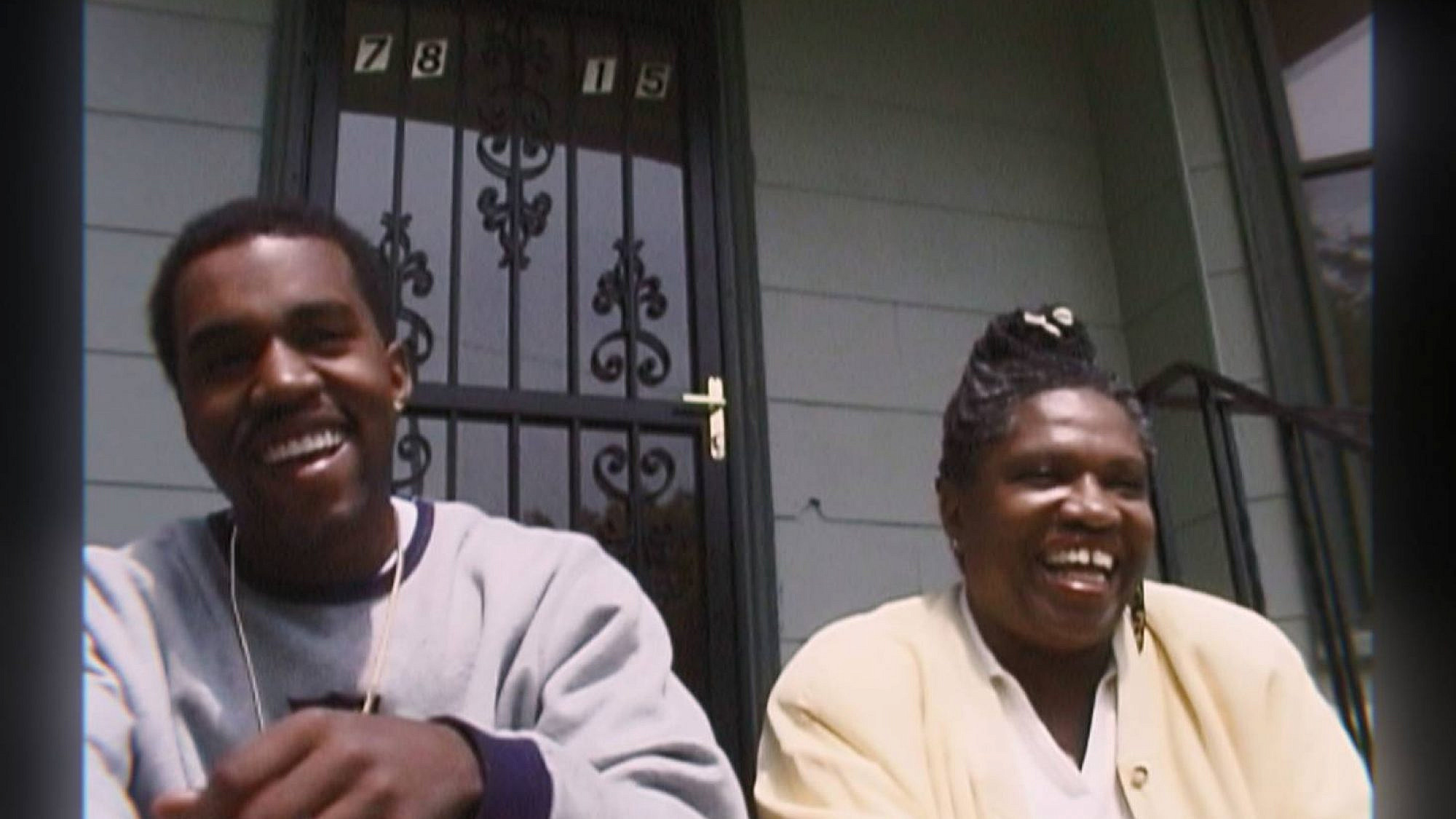 מה זה בכלל קרדשיאן? קניה ודונדה ווסט. צילום מסך מתוך "Jeen-Yuhs: A Kanye Trilogy"